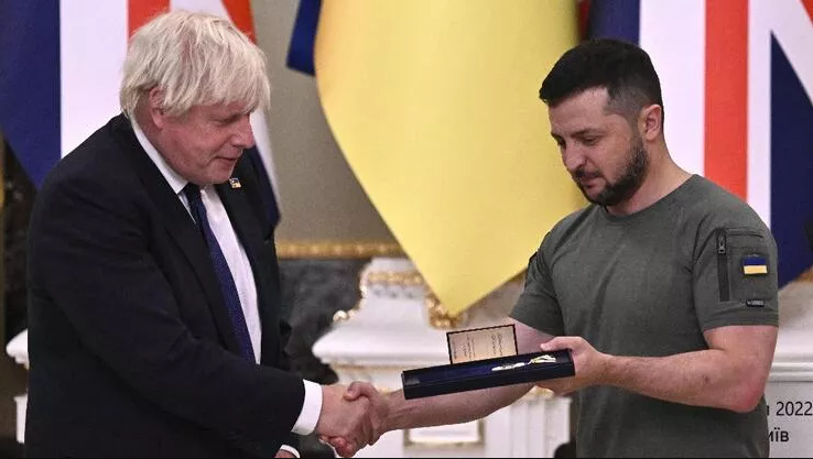 Boris Johnson’dan Kiev’e sürpriz ziyaret