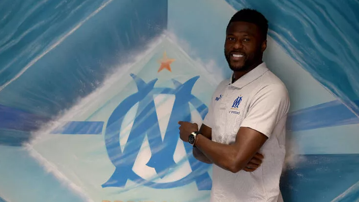 Mbemba 27 değil 34 yaşında çıktı! Açıklama geldi