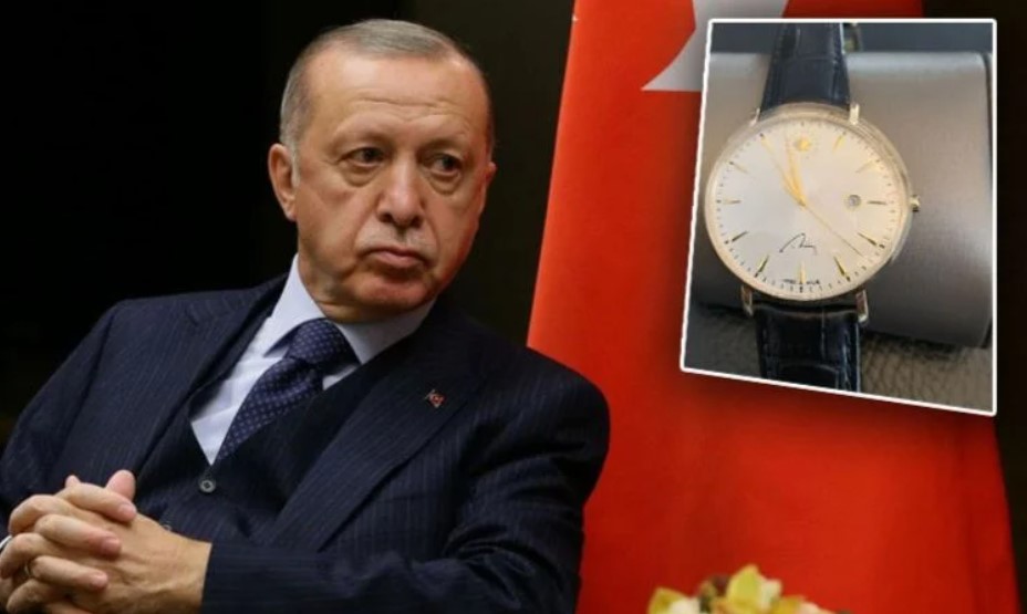 Erdoğan’dan yıldönümü hediyesi ‘İsviçre’ saati
