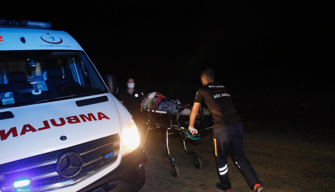 Eskişehir’de 2 hafif ticari araç çapıştı: 1 ölü, 4 yaralı