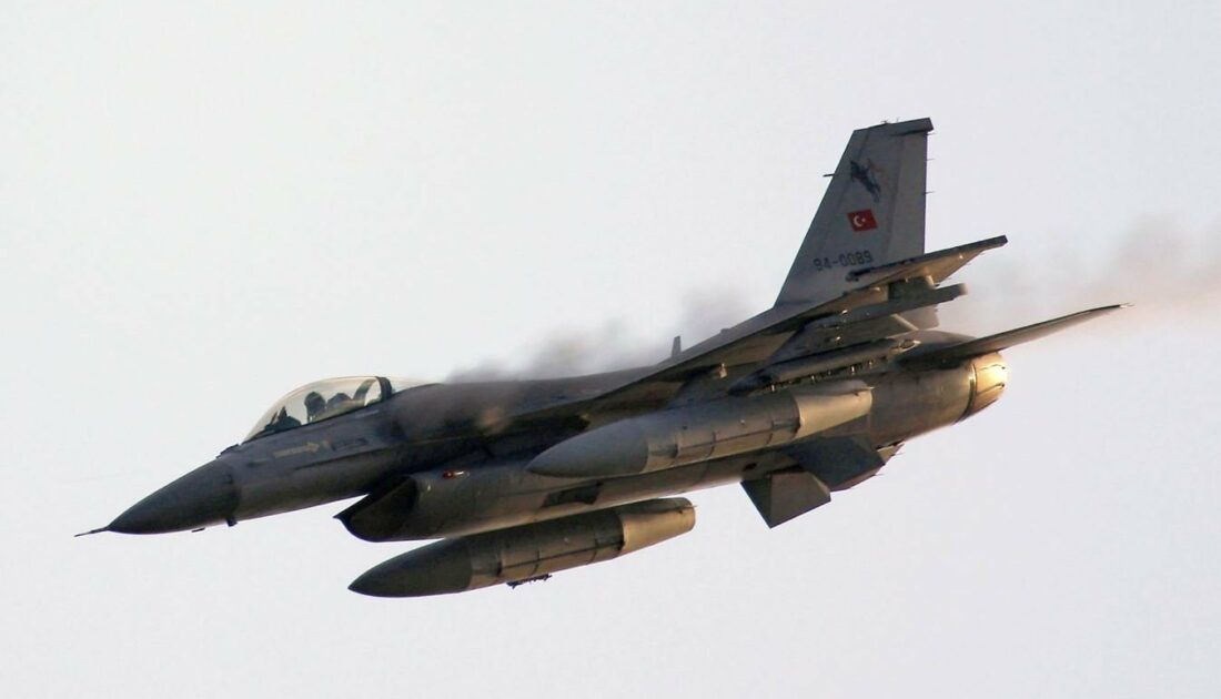 Türk F-16’larına Yunan tacizi