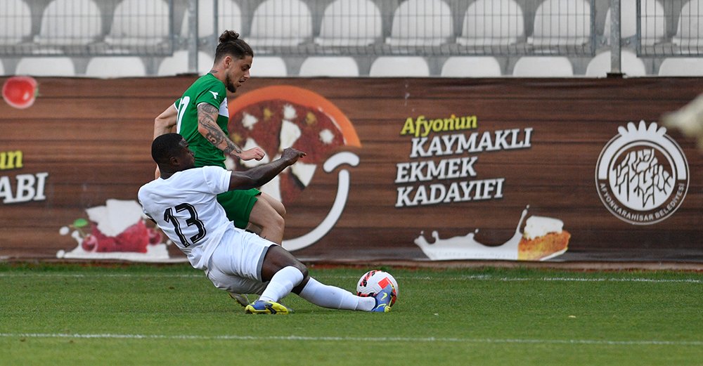 Bursaspor hazırlık maçında Al Tai FC ile berabere kaldı