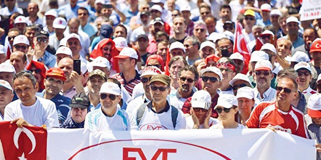 Bugünlerde en çok sorulan soru: EYT çıkarsa emekli olabilir miyim? İşte cevabı