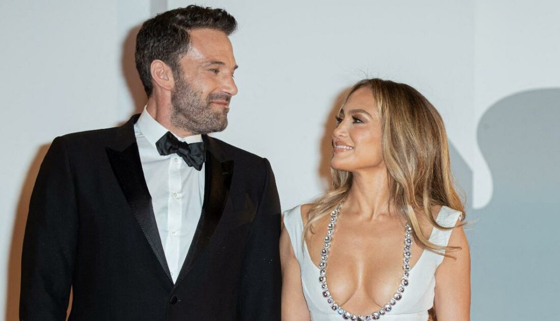 Jennifer Lopez ve Ben Affleck düğünde misafirlerine sürpriz hediyeler verdi
