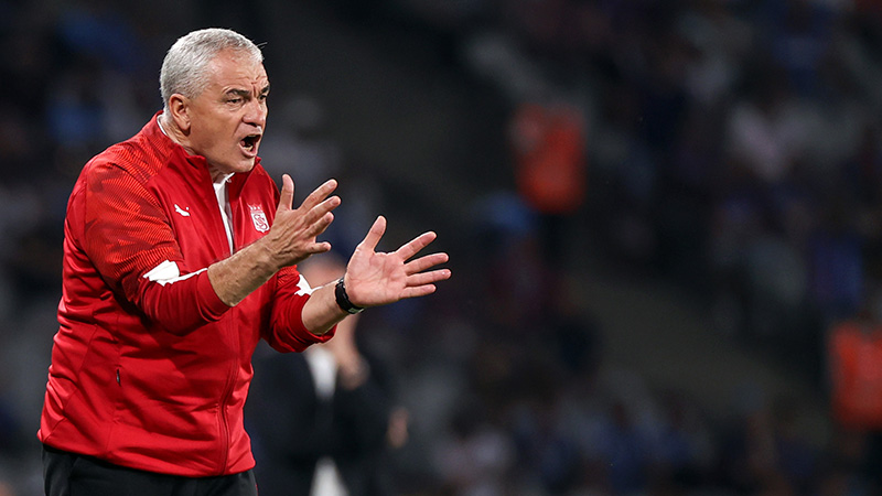 Sivasspor teknik direktörü Çalımbay’dan fikstür tepkisi