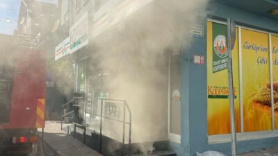 Bursa’da Tarım Kredi marketinde korkutan yangın