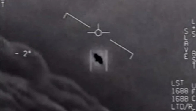 ABD Donanması: Elimizde hiç yayınlanmamış UFO görüntüleri var