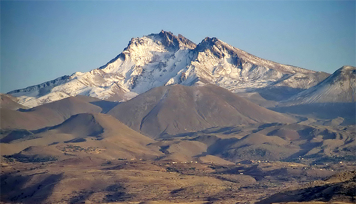 Erciyes’te dağcıların üzerine kaya düştü: 1 ölü