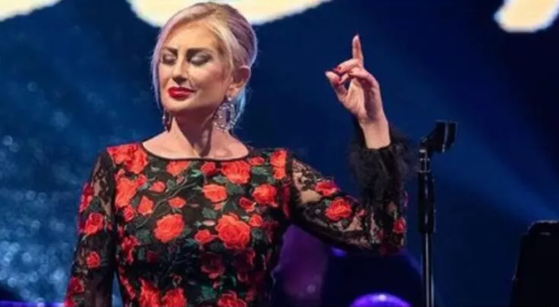 Muazzez Ersoy’dan unutulmaz gece