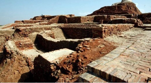 Pakistan’da muson etkisi: 4 bin 500 yıllık duvarlar çöktü