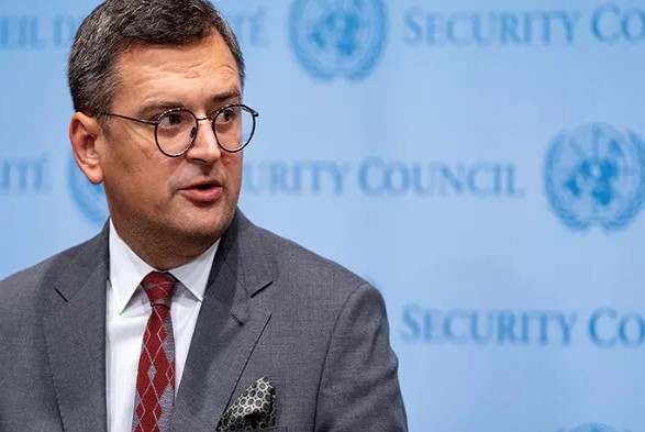 Ukrayna Dışişleri Bakanı Kuleba: Rusya’da seferberlik ilanının ilk gününde binlerce Rus yurtdışına uçak biletleri aldı