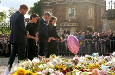 Meghan Markle ve Prens Harry, uzun bir aradan sonra Prens William ve Middleton ile bir arada