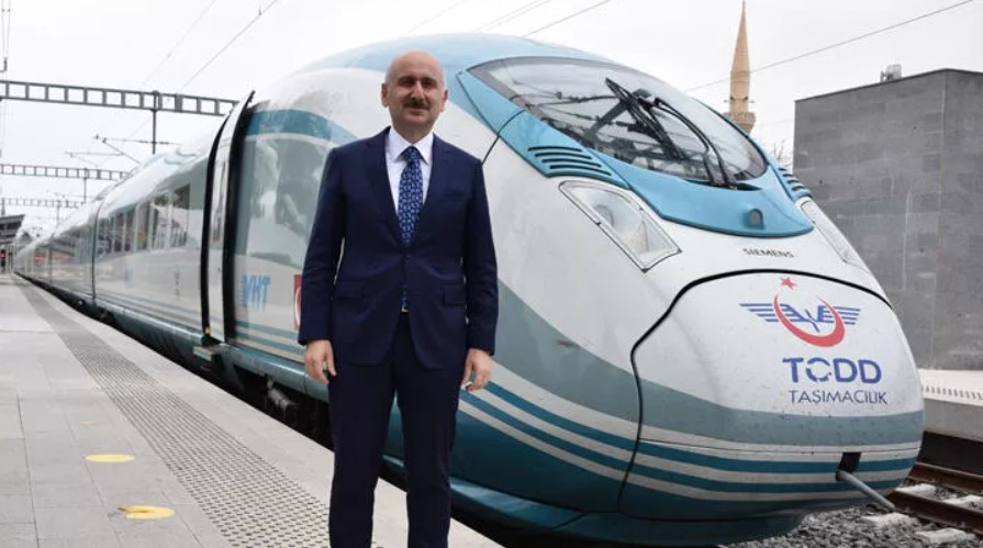 Bakan Karaismailoğlu: Hızlı tren seferlerini 44’ten 56’ya çıkarıyoruz