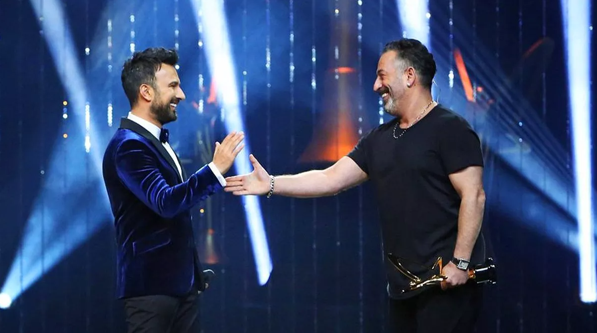 Cem Yılmaz’dan Tarkan’a teşekkür