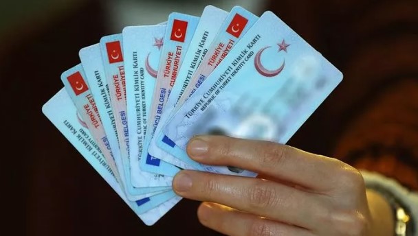 O ülkelere kimlikle seyahat başladı!