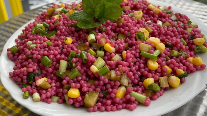 Şalgamlı kuskus salatası nasıl yapılır?