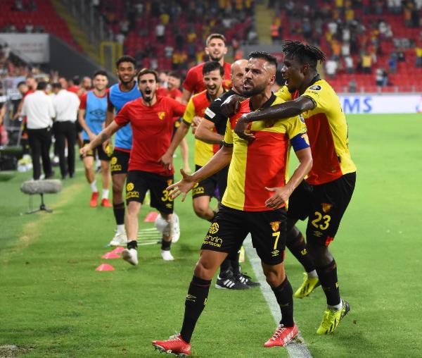 Göztepe ilki yaşamak istiyor