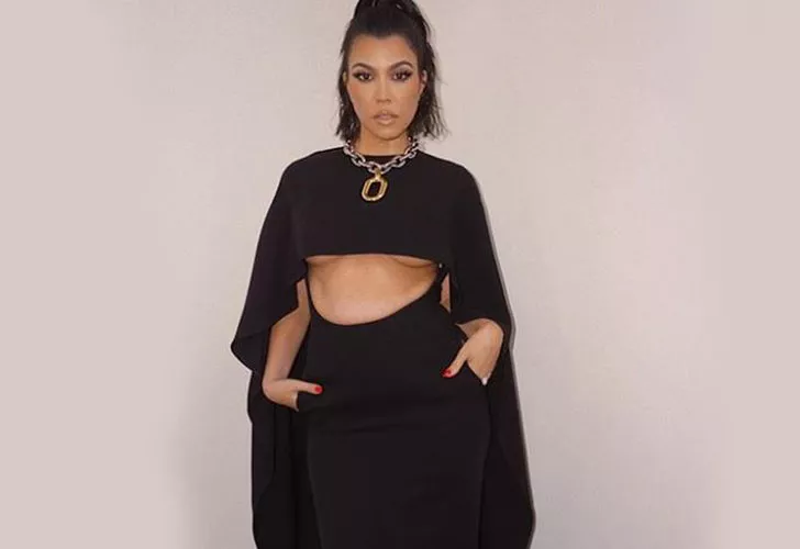 Kourtney Kardashian tarzıyla şoke etti!