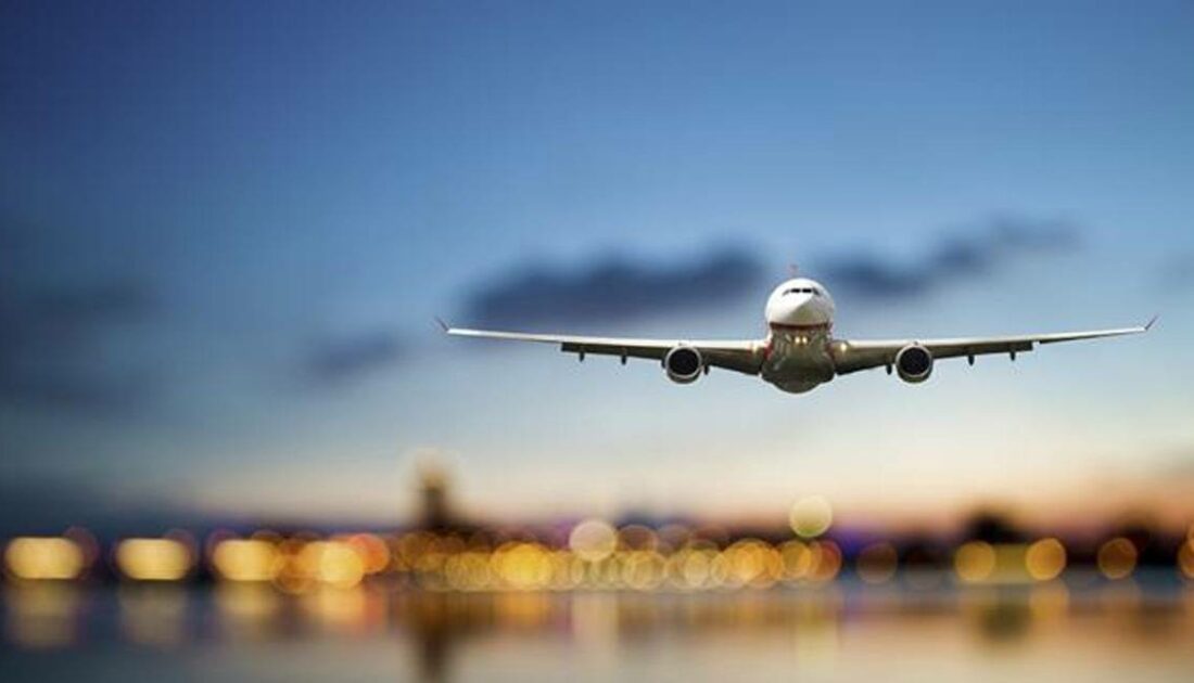 Yunanistan’dan İstanbul’a hareket eden uçak Selanik’e acil iniş yaptı