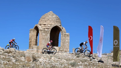 Bisikletçiler, Dara Antik Kenti’nde pedal çevirdi