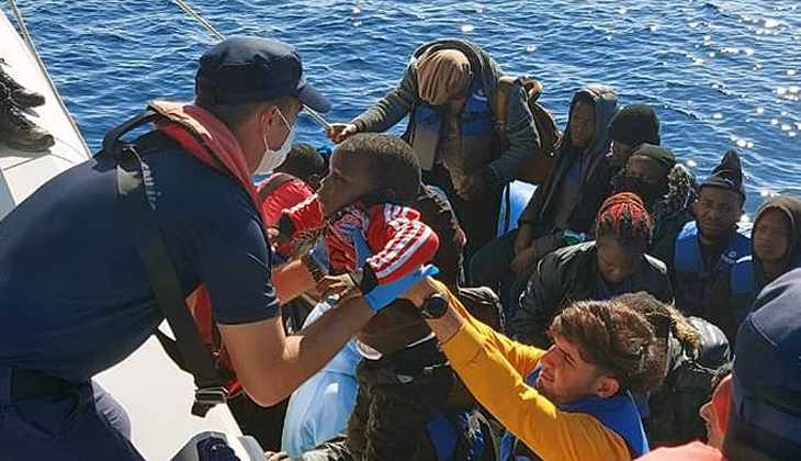 Marmaris’te 34 düzensiz göçmen kurtarıldı