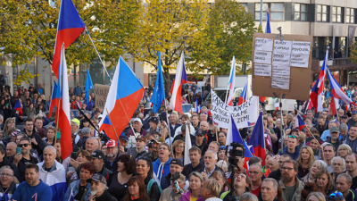 Çekya’da Rusya’ya yapılan yaptırımlar protesto edildi