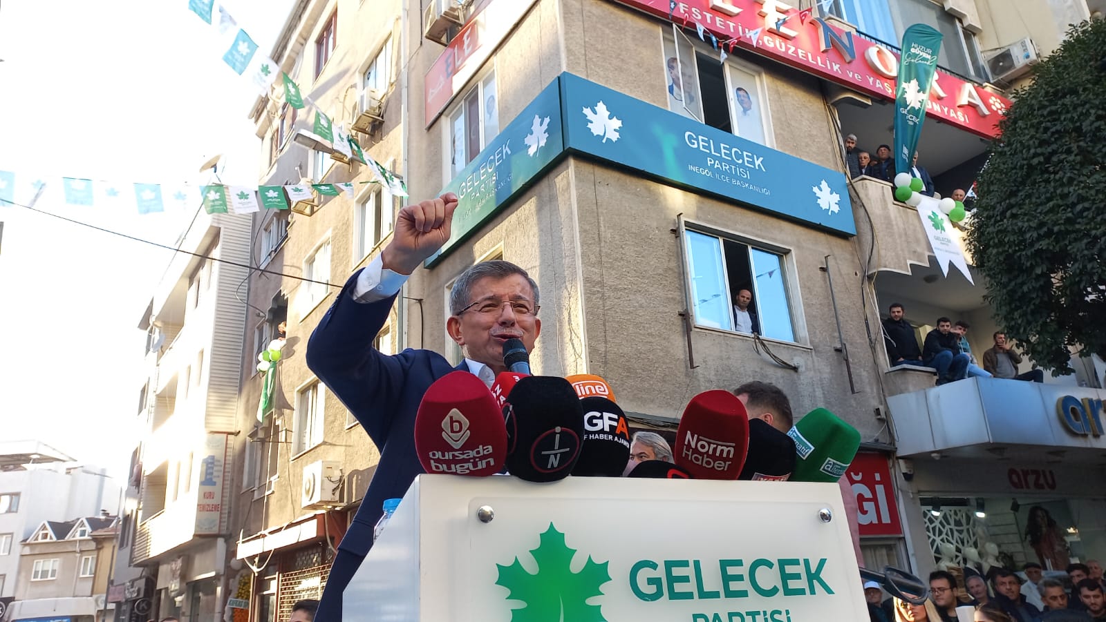 Davutoğlu Bursa’dan yüklendi: İmralı’dan mektup getirenler giremeyecek!