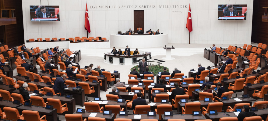 EYT’de staj ve çıraklık sigortası mağdurları teklifi Meclis’te reddedildi