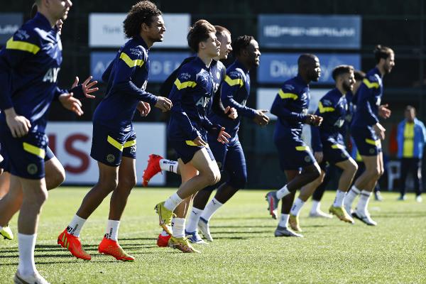 Fenerbahçe’de Rennes mesaisi devam etti