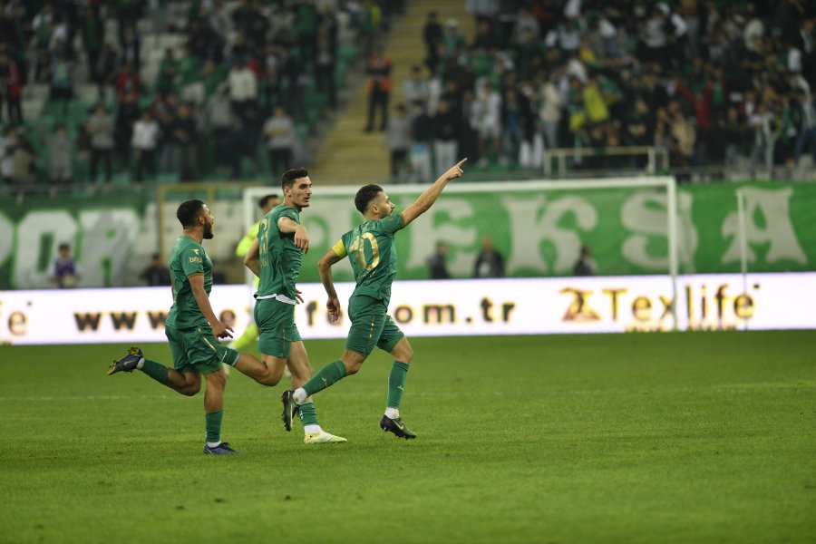 Bursaspor galibiyet peşinde!