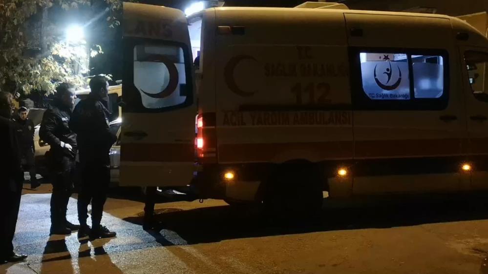 Bursa’da mahalleli şüphelendi, mezarlıkta dövdü