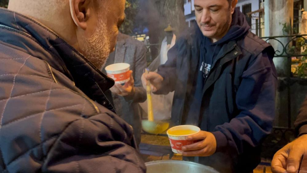 Bursa’da şehit madenciler için çorba ikram ettiler