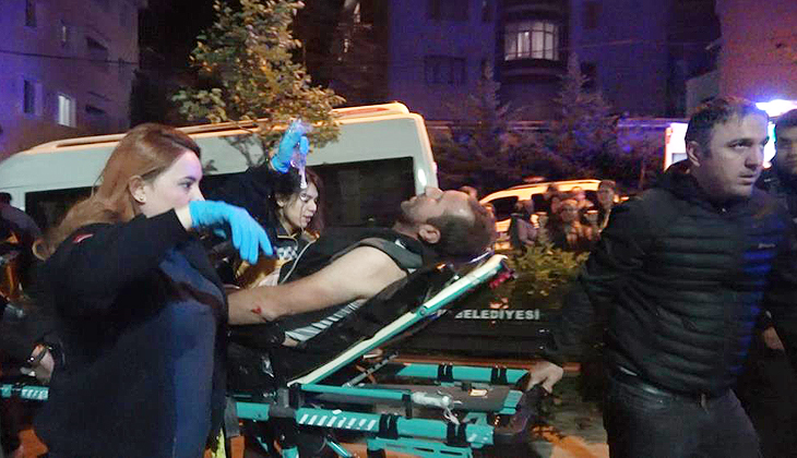Bursa’da bıçaklı kavga: Baba ve 2 oğlu yaralandı