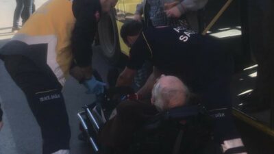 Bursa’da yaşlı adam otobüste rahatsızlandı