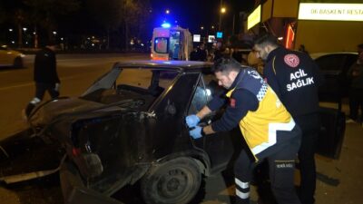 Bursa’da aracında uyurken otomobil çarptı! Gözünü hastanede açtı