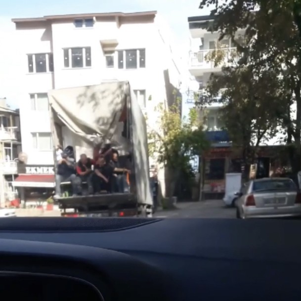 Bursa’da tehlikeli yolculuk!