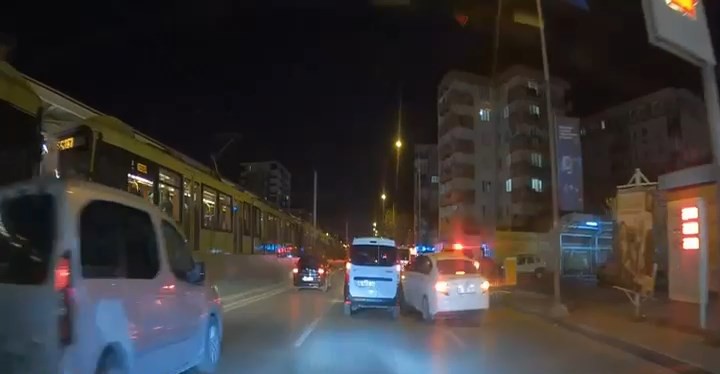 Bursa’da trafik kazaları araç kameralarında