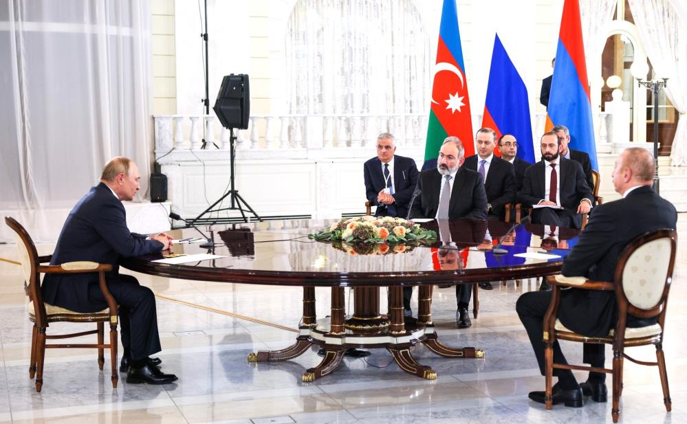 Azerbaycan ve Ermenistan’dan anlaşma kararı