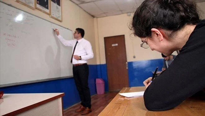Örgün eğitimden açık liseye kopuşlar arttı