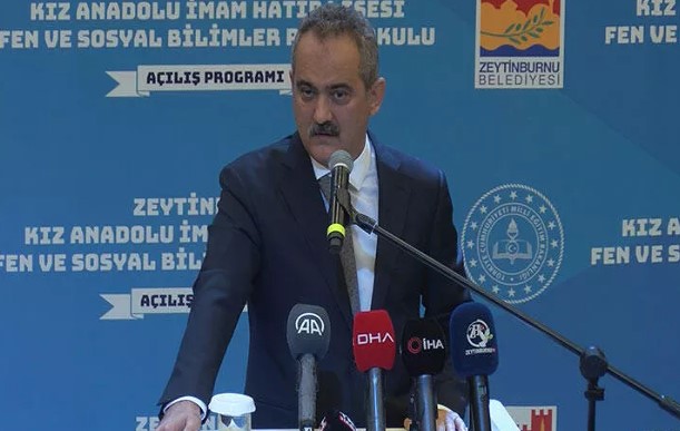 Bakan Özer: 28 Şubat mimarlarının bize söyleyeceği hiçbir şey yok