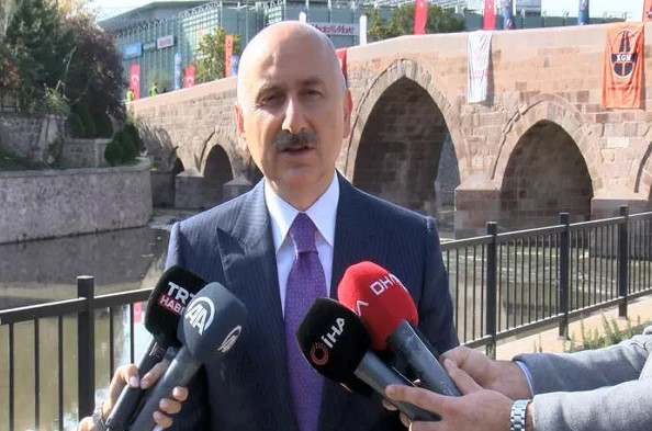 Bakan Karaismailoğlu: Skuterlerin kullanımını denetleyeceğiz