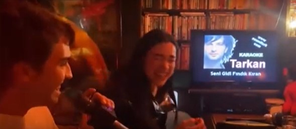 Dua Lipa Tarkan’ın şarkısını söyledi!