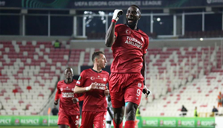 Sivasspor gruptan çıkmayı garantiledi