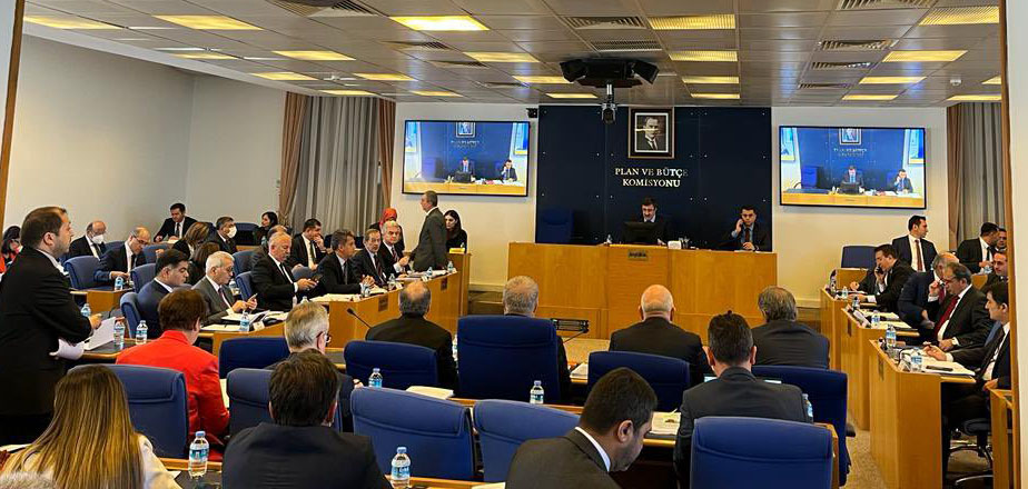 AK Parti’li Tan: Öğrenci ne kadar kredi aldıysa o kadar borçlanacak
