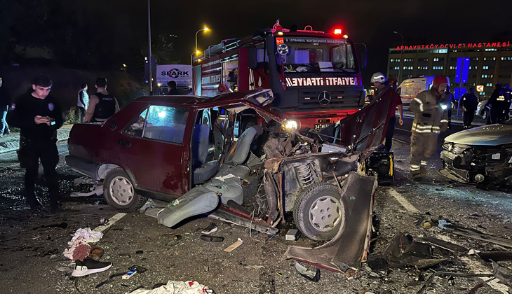 İstanbul’da feci kaza: 2 ölü, 7 yaralı