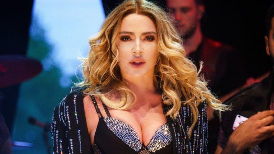 Hadise ailesiyle ilgili çarpıcı açıklamalar yaptı