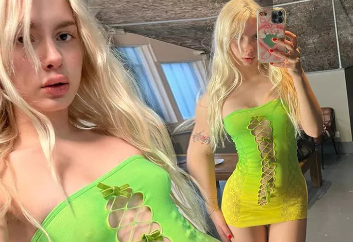Aleyna Tilki mini eteğini kontrol etmekte zorlandı!
