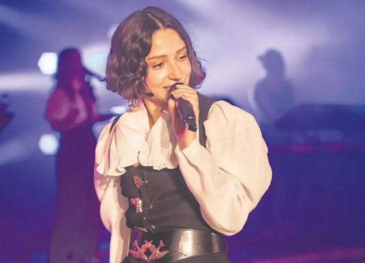 Zeynep Bastık dakikada 76 bin lira kazandı!