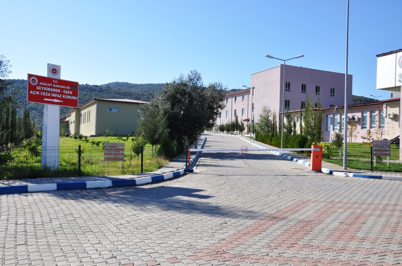 Açık cezaevlerindeki izin süresi uzatıldı Açık cezaevlerindeki izin süresi uzatıldı