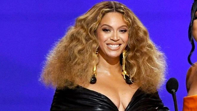 Beyonce’ye üç Soul Train Ödülü birden